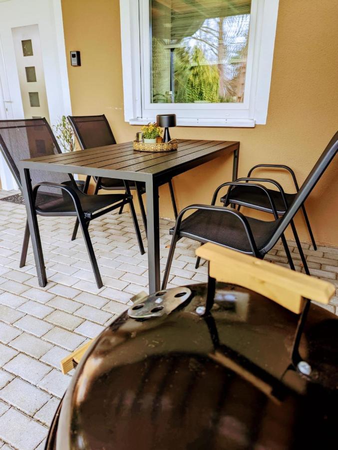 Ferienwohnung Jobst - Ruhig Mit Blick Ins Gruene Nittenau Luaran gambar