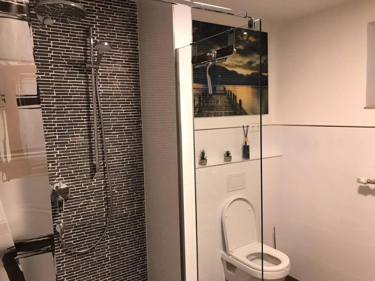 Ferienwohnung Jobst - Ruhig Mit Blick Ins Gruene Nittenau Luaran gambar